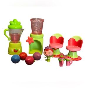 Vintage Strawberry Shortcake Fruity Smoothie Stand Accessories Lot Of 11 Pieces